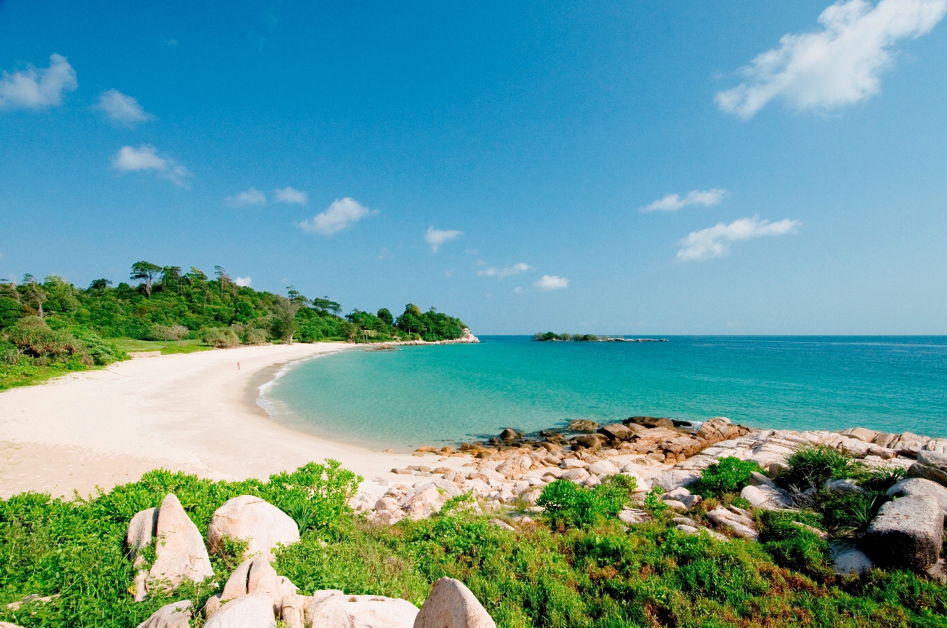 Pantai Sakera, Tempat Wisata Favorit Warga Bintan Paket