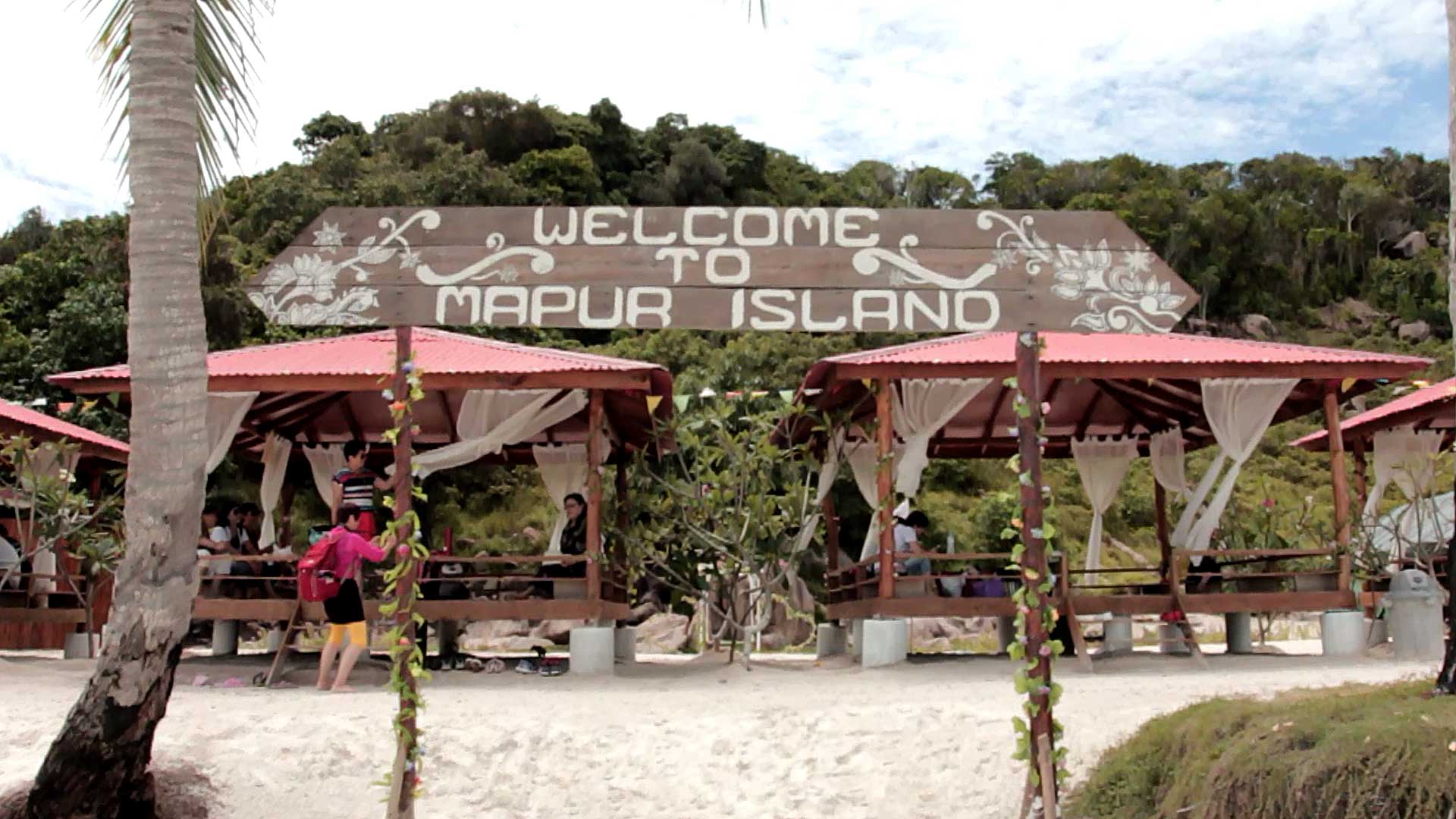 Wisata Menarik Di Pulau Mapur
